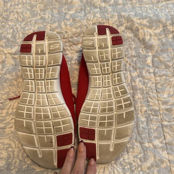 Memory Foam Sneakers by Skechers size 7.5 - Picture 2 of 3